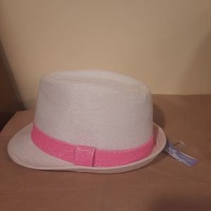 Off white spring/summer hat